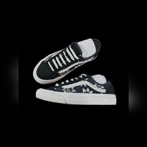 Vans low top sneakers